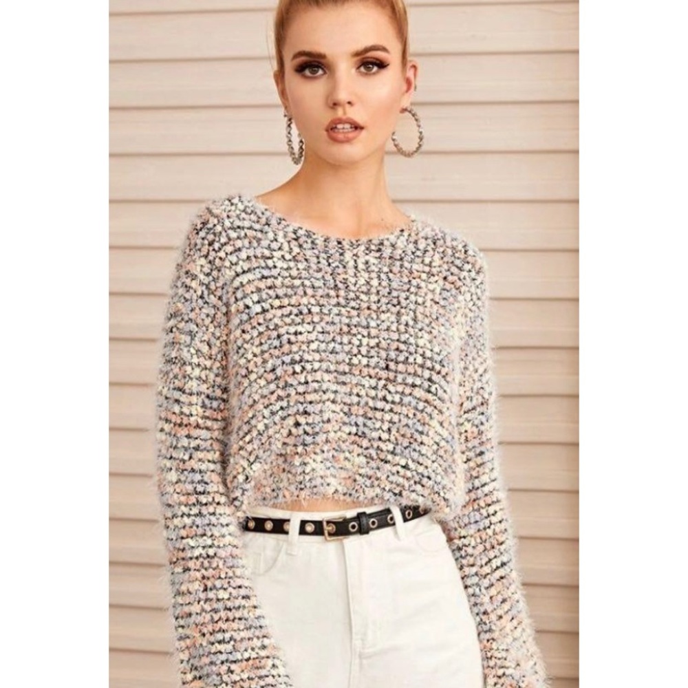 NEVER WORN cute cropped sweater